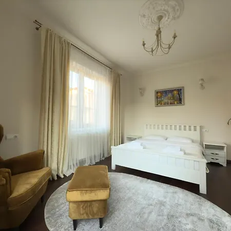 Apartment Provence Uzhhorod Exterior photo
